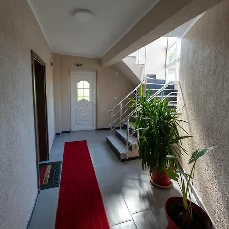 Hotel Dionis &